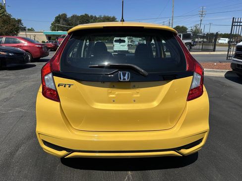Used 2018 Honda Fit LX image 6