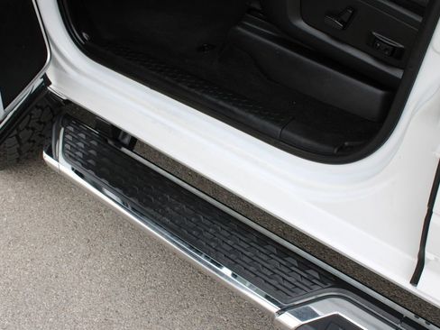 Used 2024 RAM 2500 Laramie AWD/4WD image 41