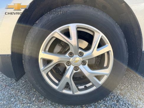 Used 2018 Chevrolet Equinox Premier image 10