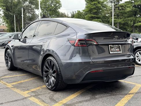 Used 2023 Tesla Model Y Performance AWD/4WD image 6