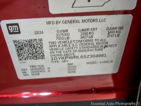 New 2025 Cadillac Lyriq Sport w/ LPO, Floor Liner Package image 23