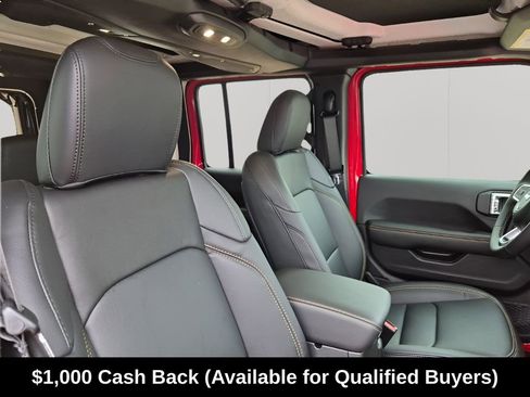 New 2026 Jeep Wrangler Unlimited Sahara AWD/4WD image 17