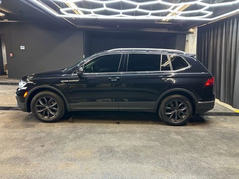 Used 2022 Volkswagen Tiguan SE image 5