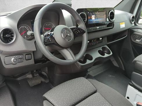 New 2026 Mercedes-Benz Sprinter 2500 image 3