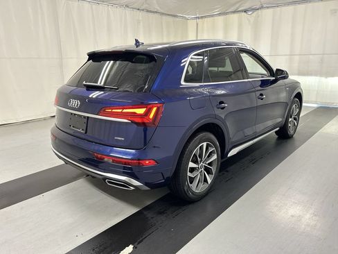 Used 2023 Audi Q5 2.0T Premium w/ Convenience Package AWD/4WD image 2