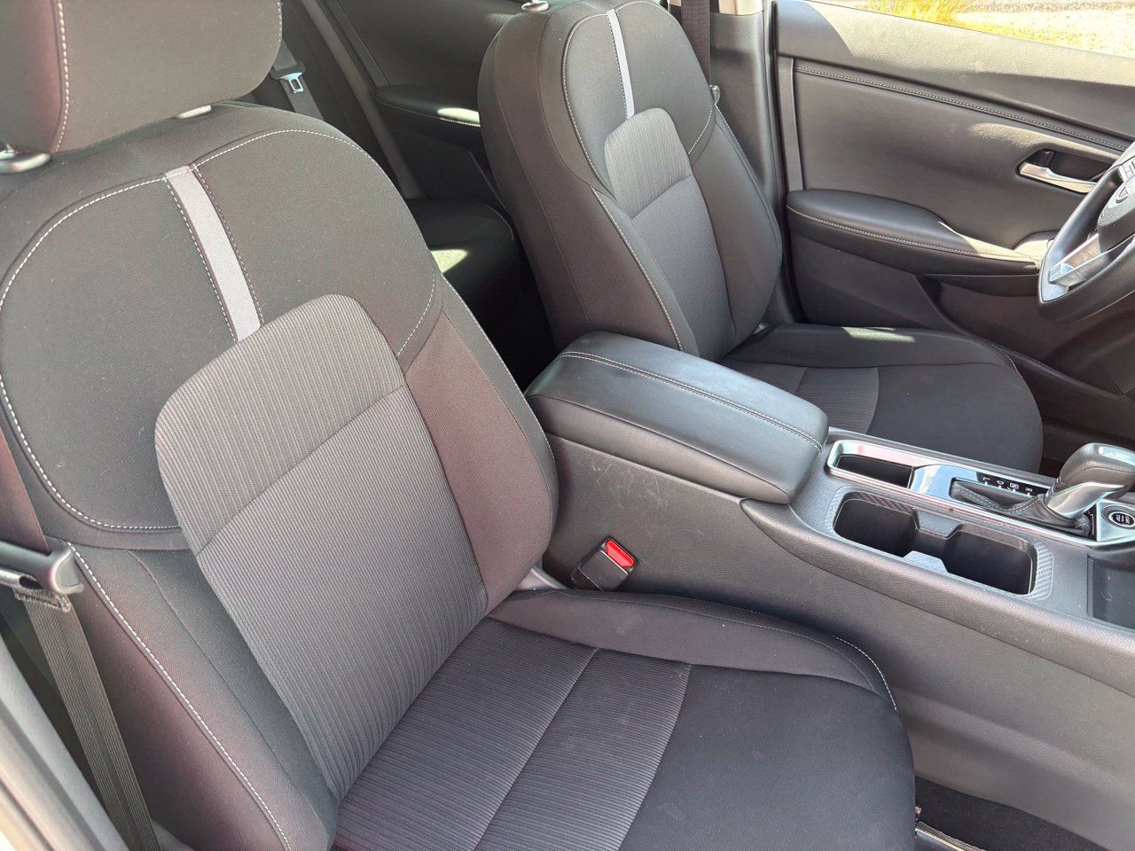 Certified 2025 Nissan Sentra SV FWD image 11