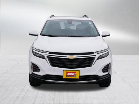Used 2024 Chevrolet Equinox LT AWD/4WD image 2