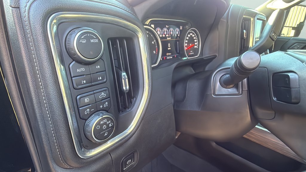 Used 2023 Chevrolet Silverado 3500 High Country AWD/4WD image 21