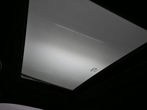 New 2026 Jeep Grand Cherokee Altitude image 16