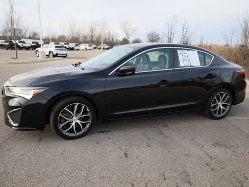 Used 2021 Acura ILX Premium Package image 9