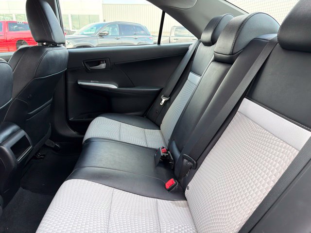 Used 2013 Toyota Camry SE FWD image 24