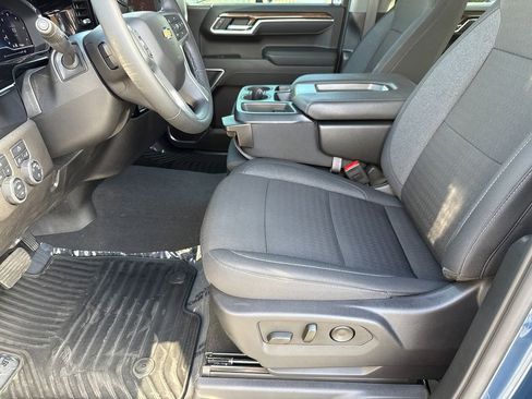 Used 2024 Chevrolet Silverado 1500 LT AWD/4WD image 26