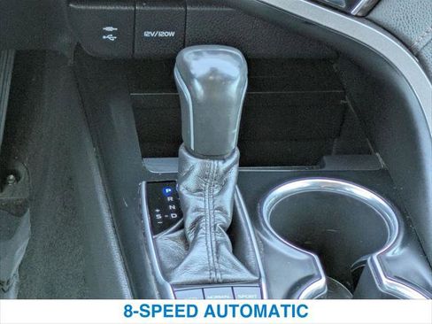 Used 2018 Toyota Camry XLE FWD image 19