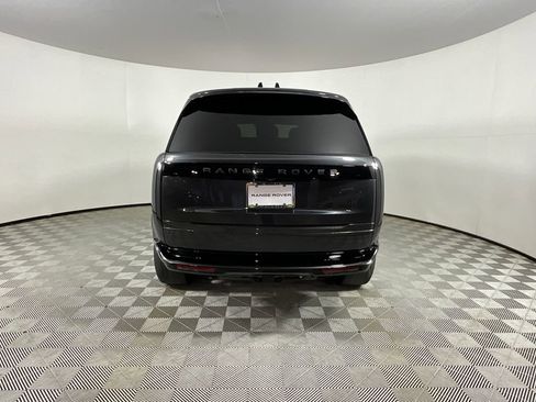 Used 2024 Land Rover Range Rover SE AWD/4WD image 7