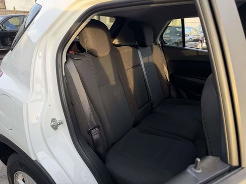 Used 2021 Chevrolet Trax LS w/ Tint and Cruise Package image 15