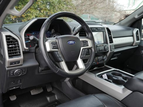 Certified 2021 Ford F350 Lariat image 4