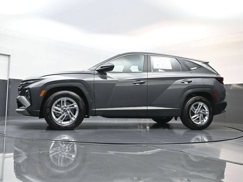 Used 2026 Hyundai Tucson SE FWD image 26