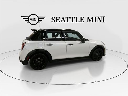 New 2026 MINI Cooper S FWD image 12