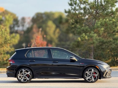 Used 2024 Volkswagen GTI SE w/ SE Leather Seats Package image 11