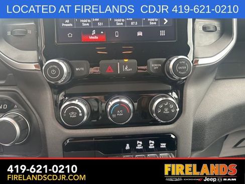 Used 2025 RAM 1500 Big Horn AWD/4WD image 24