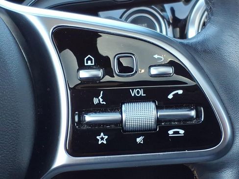 Certified 2023 Mercedes-Benz GLA 250 4MATIC image 27