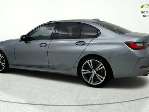 Used 2023 BMW 330i Sedan w/ Driving Assistance Package RWD image 7