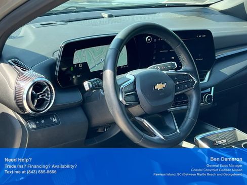 Used 2025 Chevrolet Equinox LT w/ Convenience Package II FWD image 5