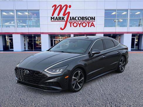 Used 2023 Hyundai Sonata SEL Plus image 1