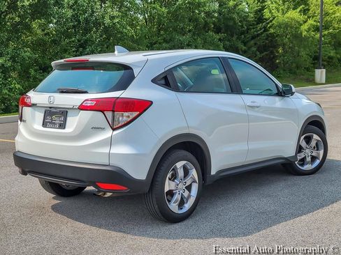 Used 2022 Honda HR-V LX image 7