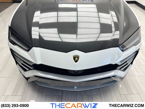 Used 2020 Lamborghini Urus image 6