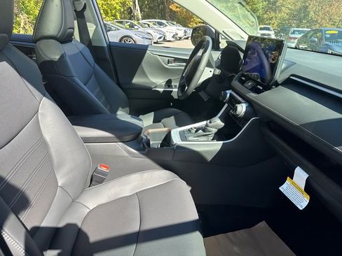 New 2025 Toyota RAV4 Limited image 14