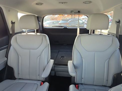 Used 2023 Hyundai Palisade SEL w/ Premium Package image 20