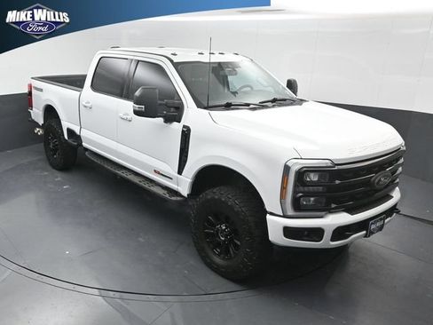Used 2023 Ford F250 XLT w/ Black Appearance Package AWD/4WD image 9