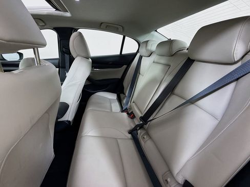 Used 2025 MAZDA MAZDA3 s image 21