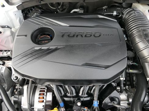 Used 2023 Kia Forte GT image 29