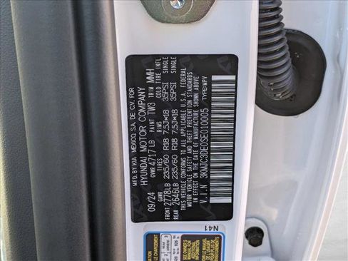 Used 2025 Hyundai Tucson SEL image 25