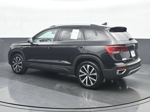 Used 2022 Volkswagen Taos SE AWD/4WD image 4