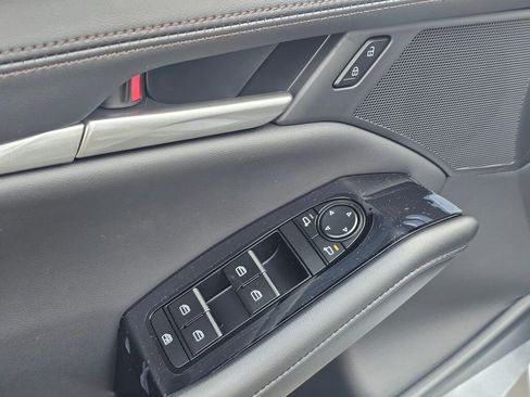 New 2026 MAZDA MAZDA3 2.5 S Sedan w/ Preferred Pkg image 33