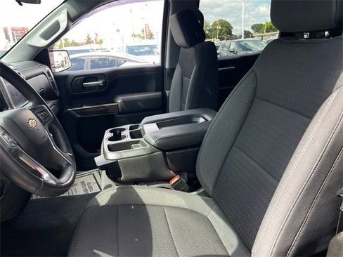 Used 2021 Chevrolet Silverado 1500 LT image 10