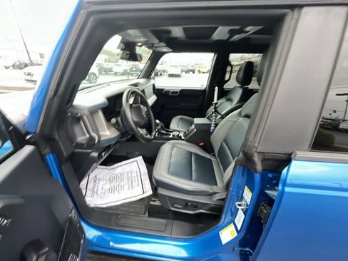 Used 2024 Ford Bronco Outer Banks image 11
