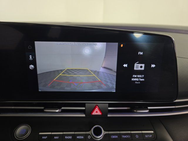 Used 2024 Hyundai Elantra SEL FWD image 17