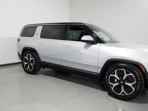 Used 2024 Rivian R1S AWD Adventure image 70