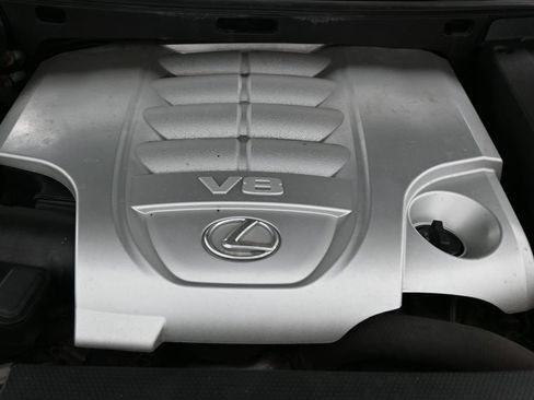 Used 2013 Lexus LX 570 4WD image 42
