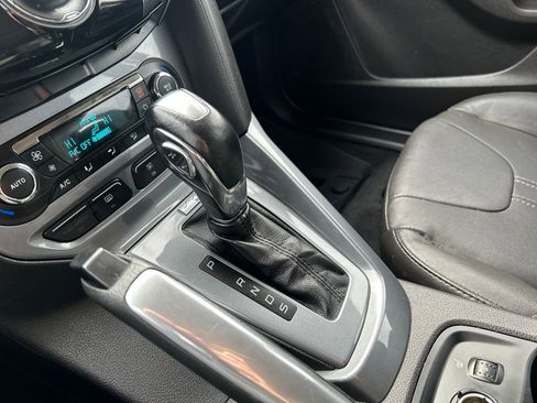 Used 2013 Ford Focus Titanium w/ Titanium Handling Pkg image 29