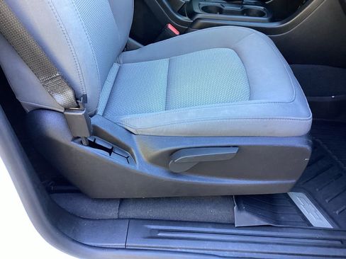 Used 2022 Chevrolet Colorado W/T w/ WT Convenience Package image 26