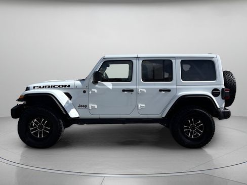 Used 2025 Jeep Wrangler Unlimited Rubicon AWD/4WD image 5