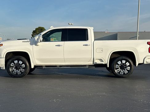 Used 2020 Chevrolet Silverado 2500 High Country image 9