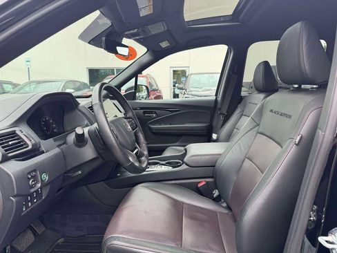 Used 2024 Honda Ridgeline Black Edition image 16