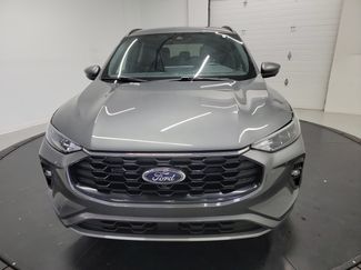Used 2023 Ford Escape ST-Line Select w/ Tech Pack #2 AWD/4WD video 2