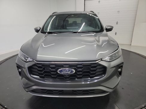 Used 2023 Ford Escape ST-Line Select w/ Tech Pack #2 AWD/4WD image 2